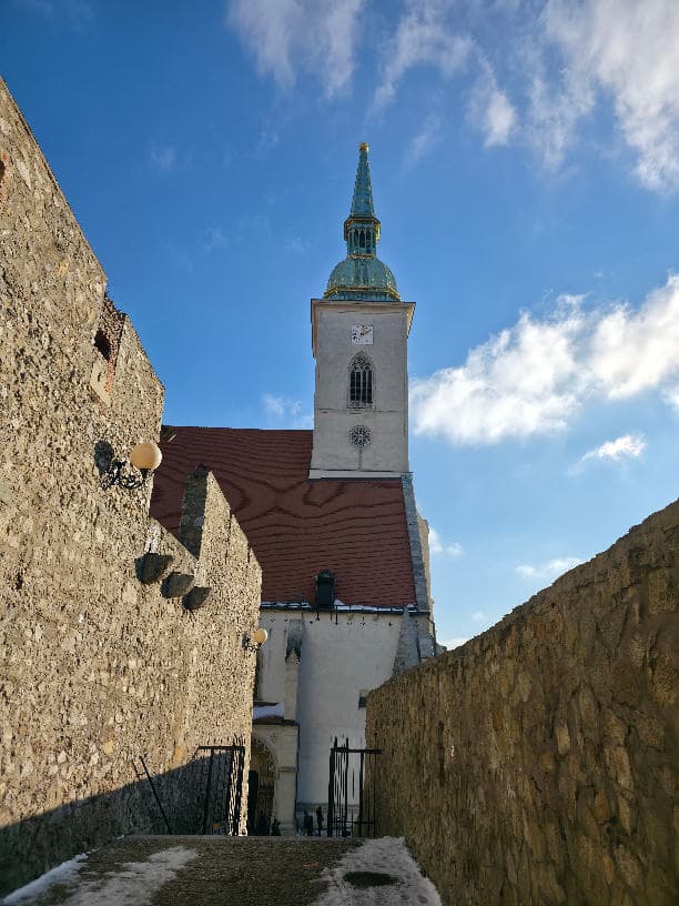 Michaelerkirche in Linz — Heimat der Bewegung